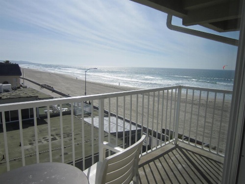 Surfer Beach Hotel image 36